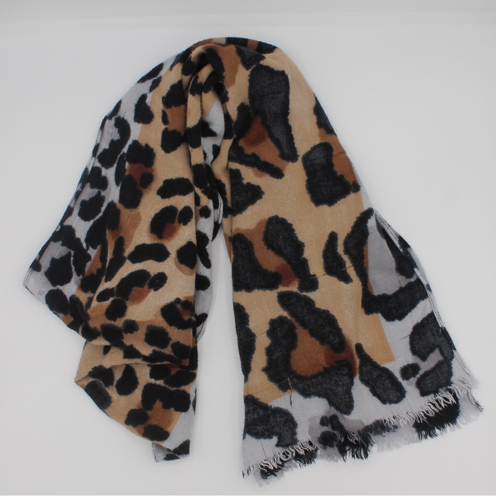 🩷 5 for $20 - INC Leopard Print Scarf